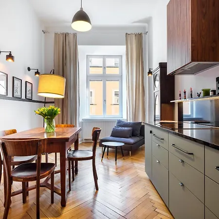 Bracka By Tyzenhauz Apartment