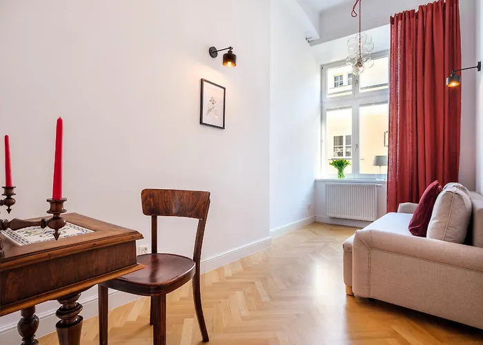 Bracka By Tyzenhauz *